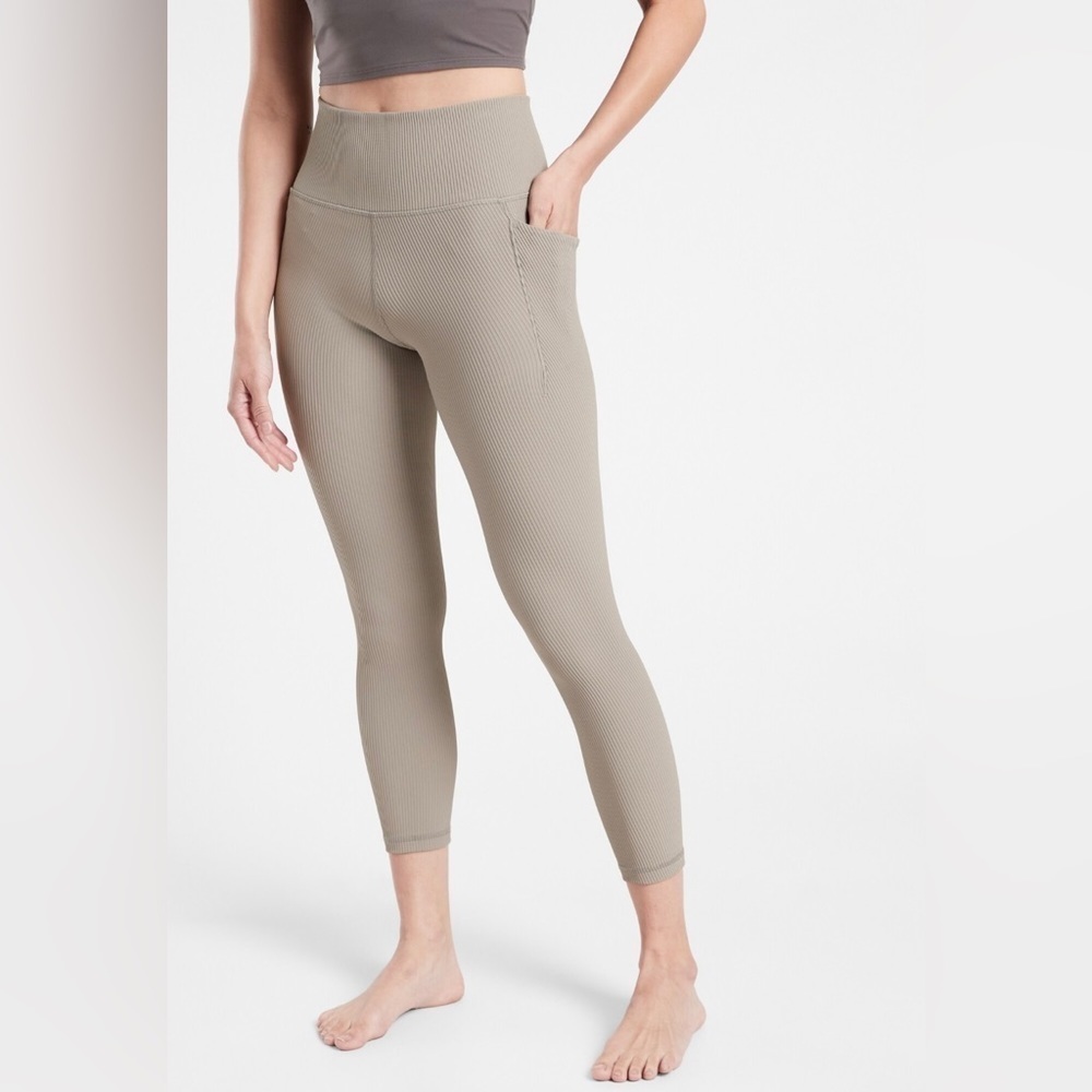 Athleta - Salutation Stash Pocket II Rib 7/8